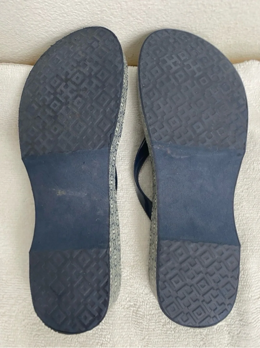 Tory Burch Women Navy Chainlink Platform Thong Sandal Size 8.5 Coastal Classic